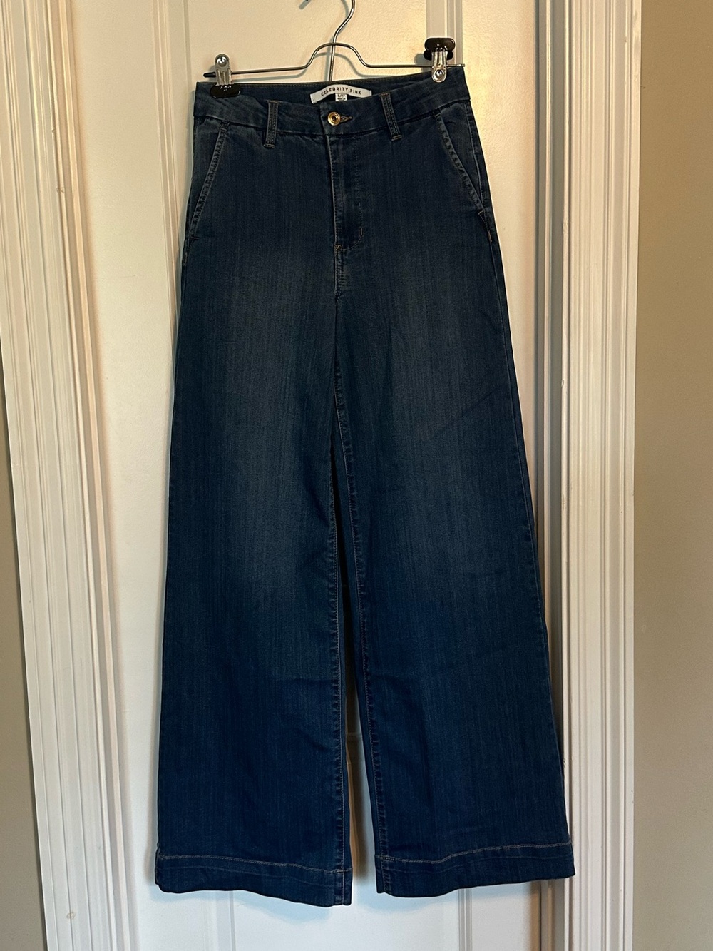 Celebrity Pink wide leg jeans